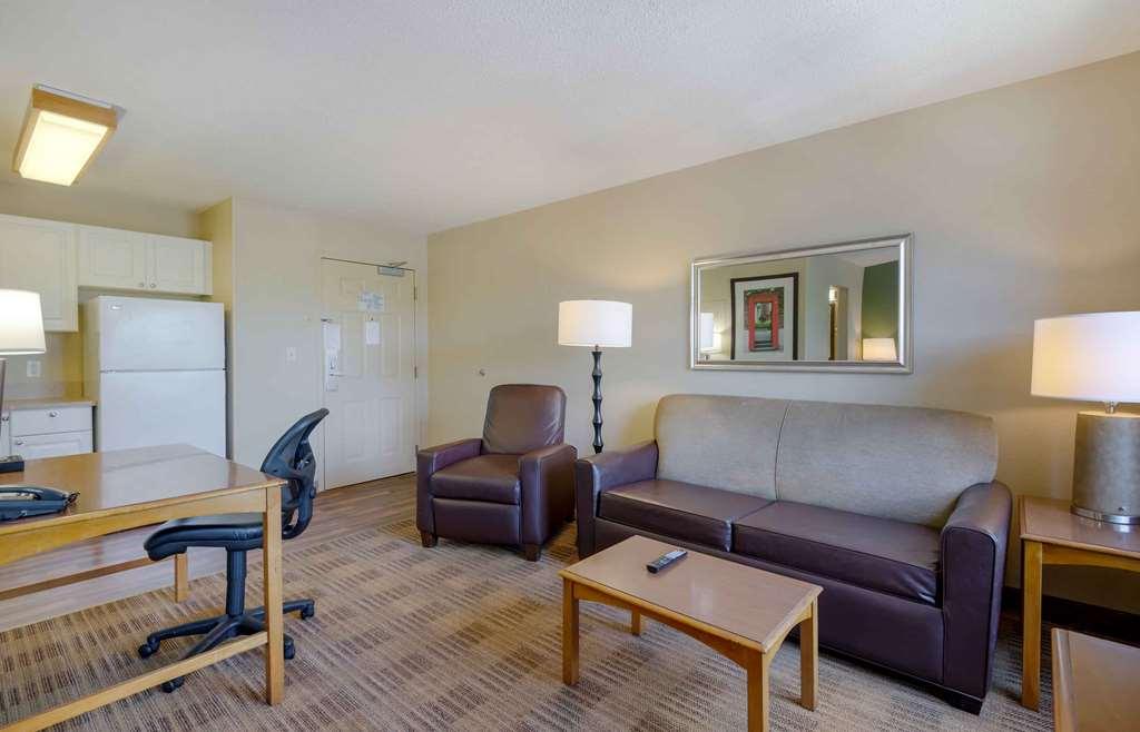 Extended America - - Airport Hotel 2*