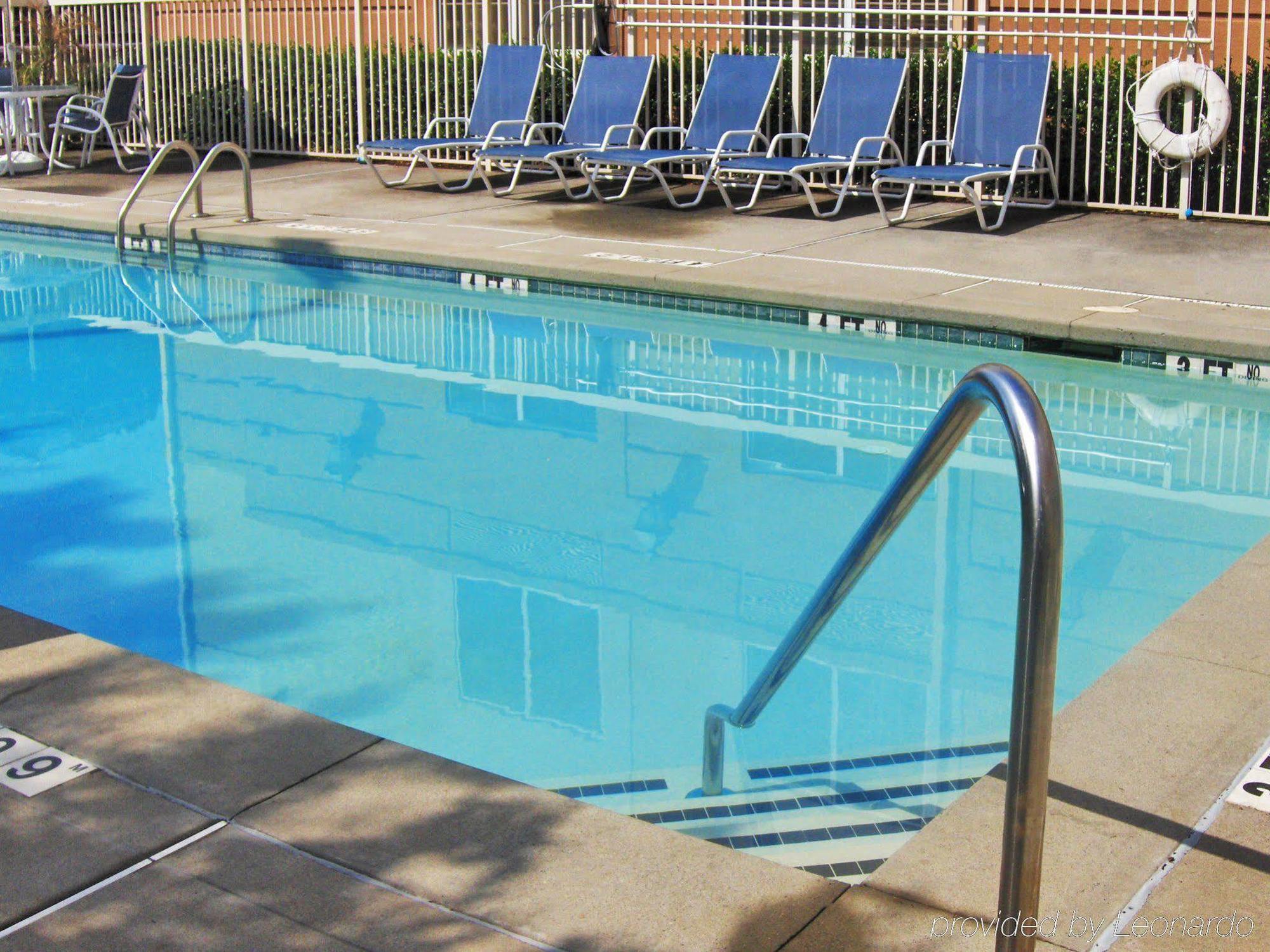 Extended America - - Airport Hotel 2*