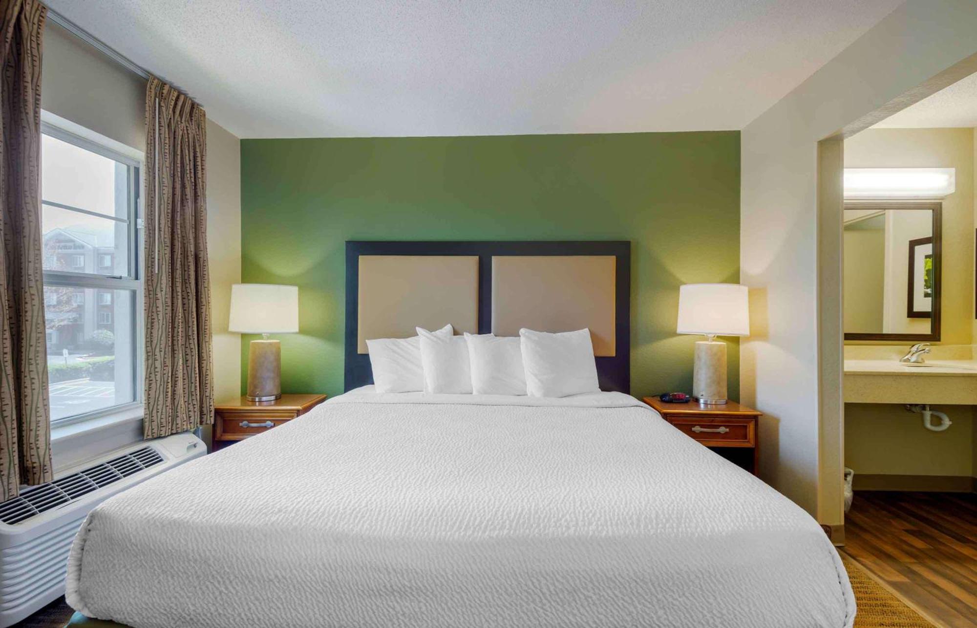 Extended America - - Airport Hotel 2*
